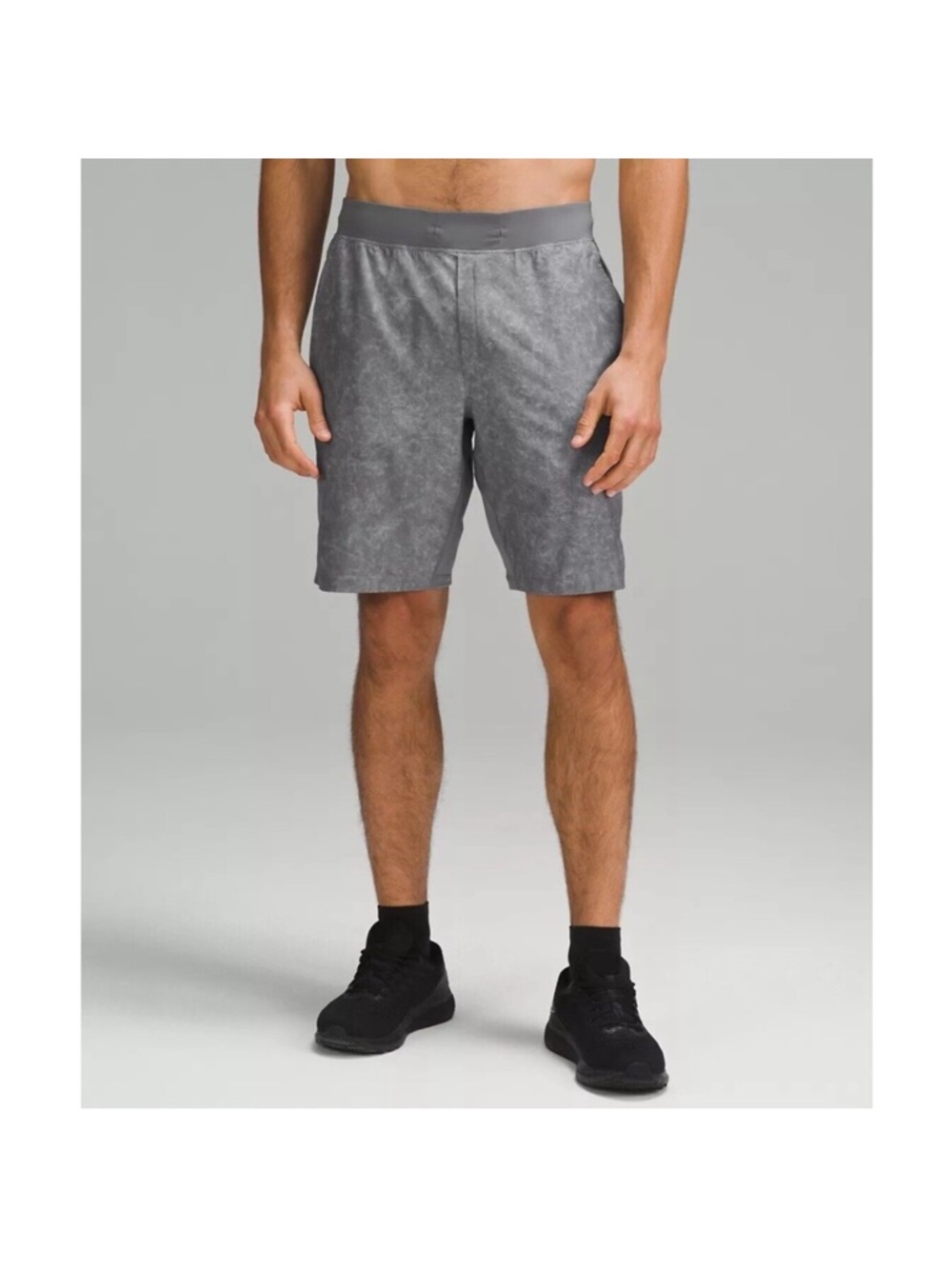 Lululemon Men's T.H.E. shorts Athletic Grey 9” Shorts Gravel Dust Grey Large